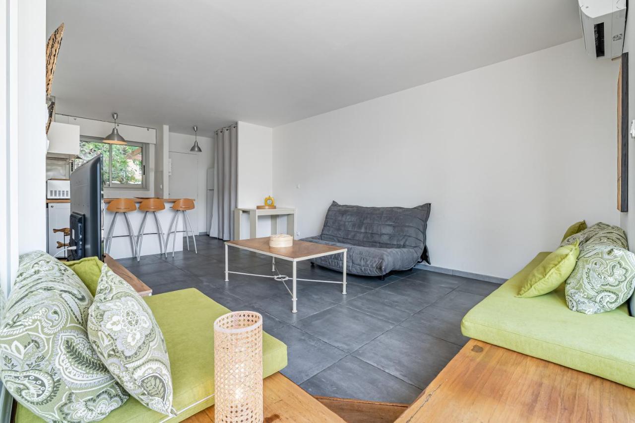 Le Canaio Upper Club Par Dodo-a-cassis Cassis